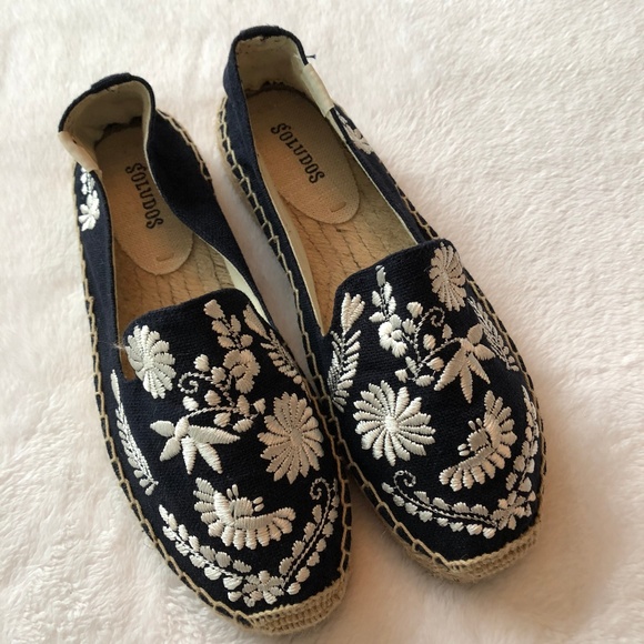 Soludos Shoes - NWT Soludos Ibiza Embroidered Smoking Slipper Flat